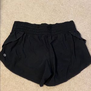 Lulu lemon short black shorts